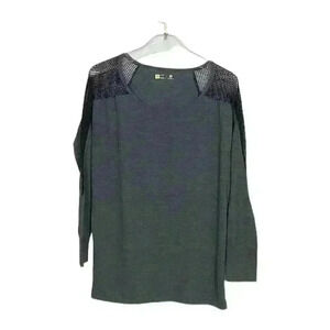 Xersion Women's Gray Tunic with Black Netting at Shoulders SIZE-MEDIUM